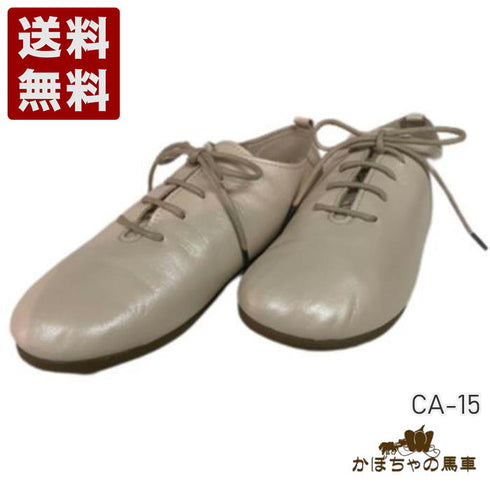 【かぼちゃの馬車CA-15 パール】ころんと靴紐シューズ